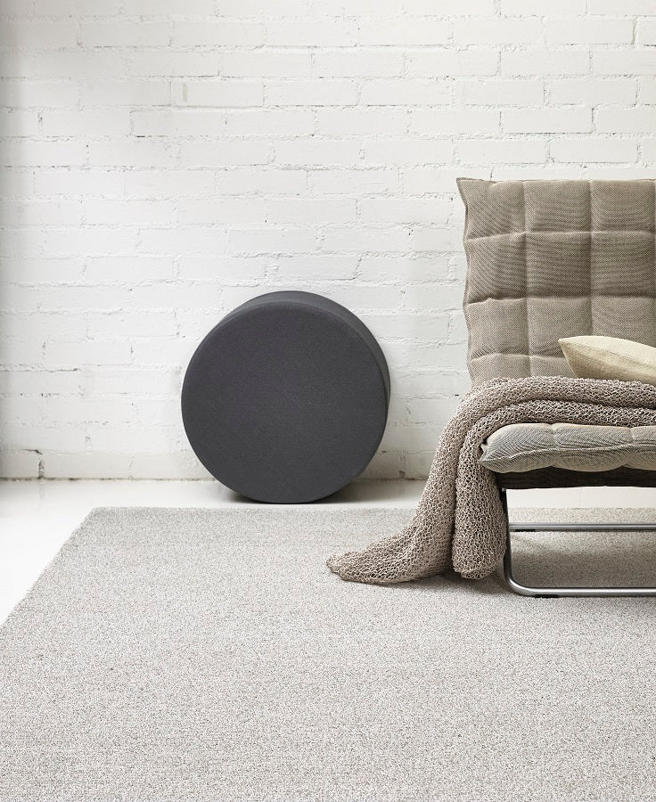 Design vloerkleed Woodnotes Tundra Stone White 1651501; Design vloerkleed Woodnotes Tundra Stone White 1651501; Design vloerkleed Woodnotes Tundra Stone White 1651501