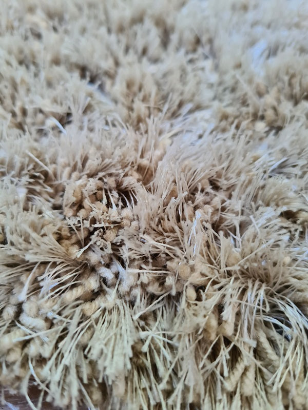 Hoogpolig vloerkleed glossy Penelope Offwhite; Hoogpolig vloerkleed glossy Penelope Offwhite