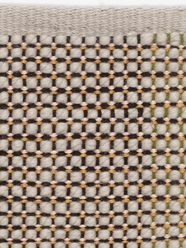 Kvadrat vloerkleed Element C0180 Gebroken Wit/Oker/Groen; Kvadrat vloerkleed Element C0180 Gebroken Wit/Oker/Groen; Kvadrat vloerkleed Element C0180 Gebroken Wit/Oker/Groen; Kvadrat vloerkleed Element C0180 Gebroken Wit/Oker/Groen
