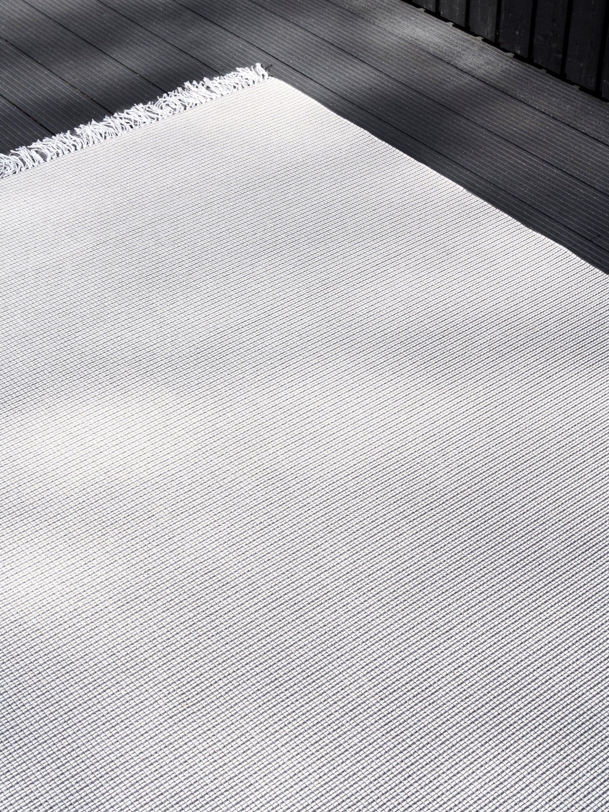 Buitenkleed Woodnotes Grain Melange Grey Light Sand; Buitenkleed Woodnotes Grain Melange Grey Light Sand; Buitenkleed Woodnotes Grain Melange Grey Light Sand; Buitenkleed Woodnotes Grain Melange Grey Light Sand