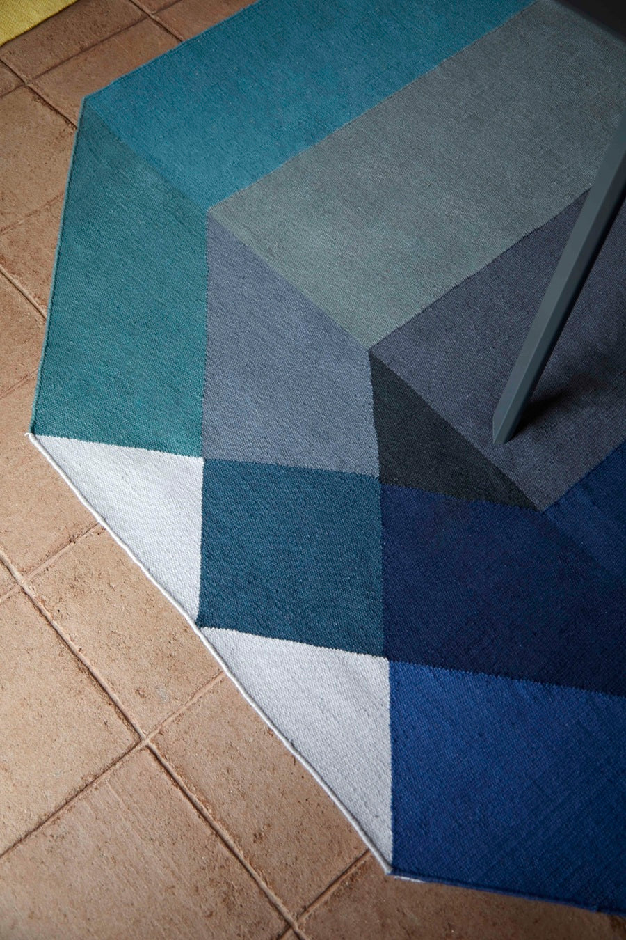 Buitenvloerkleed Gan Rugs Diamond Blue Green closeup