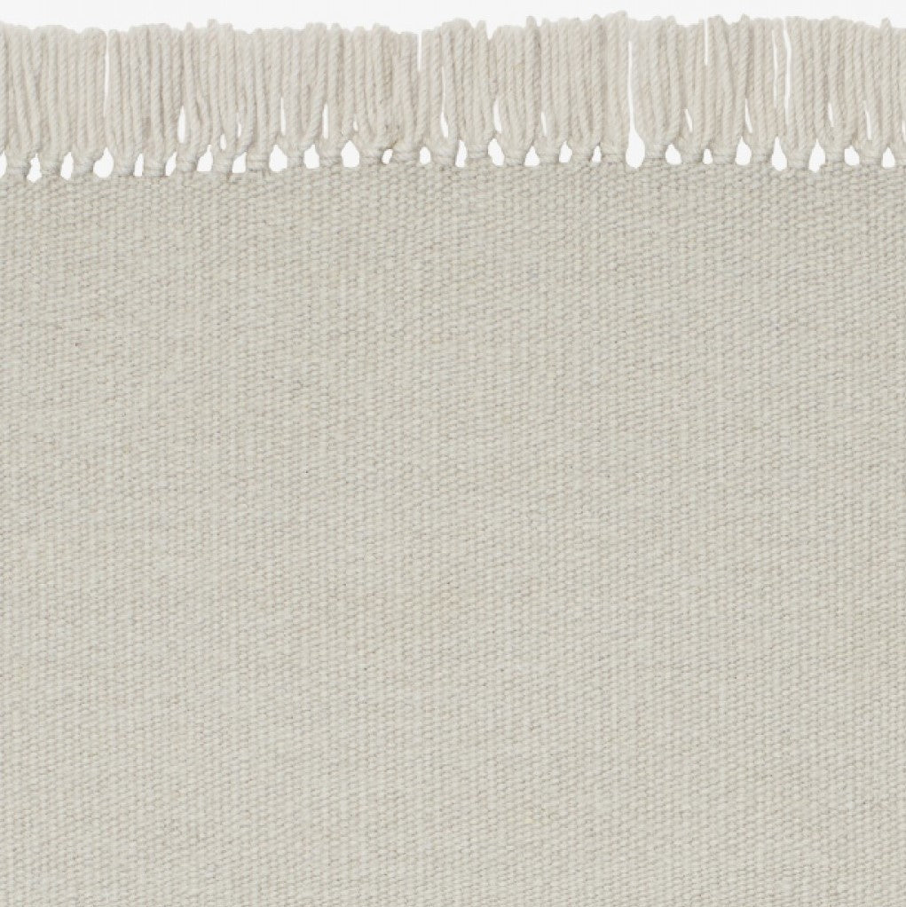 Design vloerkleed Kvadrat Kelim Coloured Fringes greige C1313