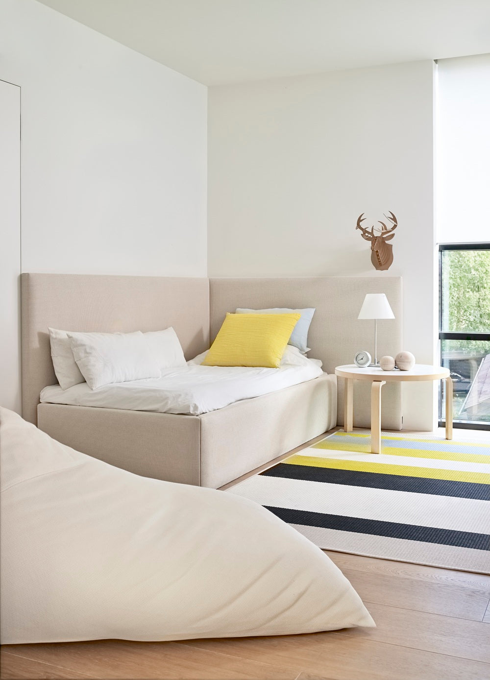 Design vloerkleed Woodnotes Avenue Stone – Yellow 1371522 sfeer1