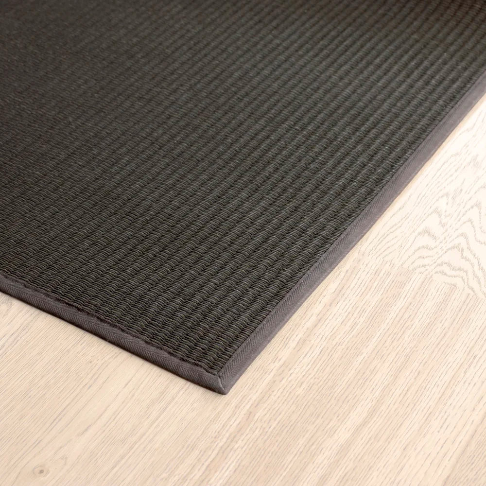 Design vloerkleed Woodnotes Coast Black Onyx 132920