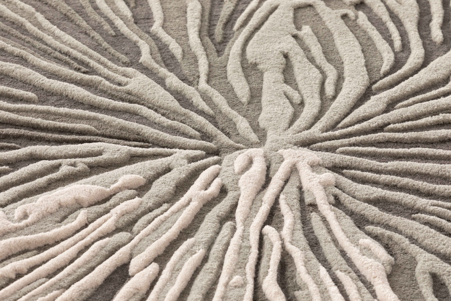 Design vloerkleed Gan Rugs Botanica Grey closeup
