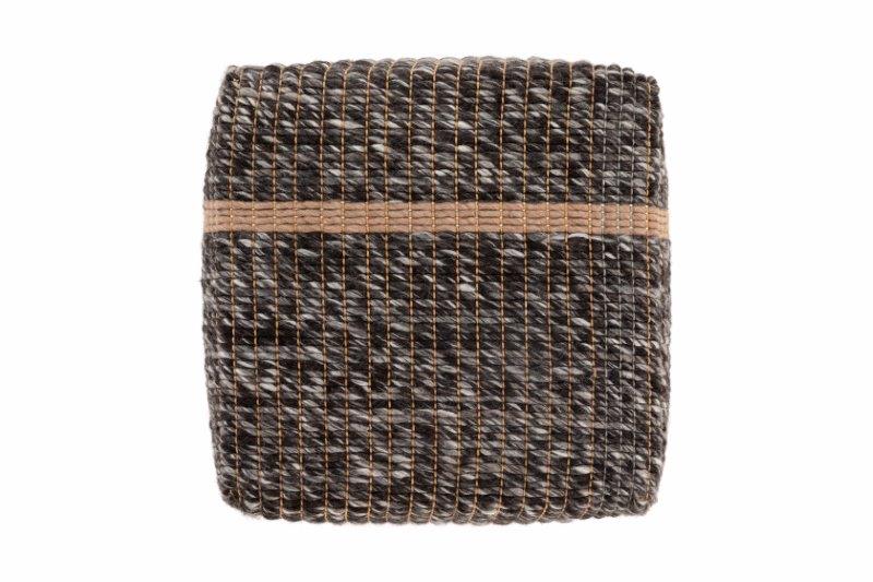 Gan Rugs Poef Reversible Black bovenkant