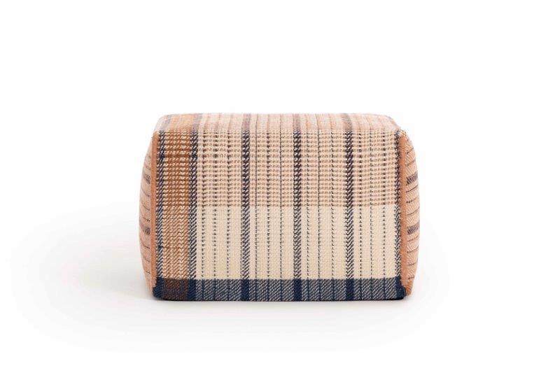 Gan Rugs Poef Reversible Pink zijkant