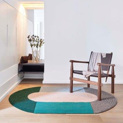 Gan Rugs The Crochet Collection Mono Pink sfeer