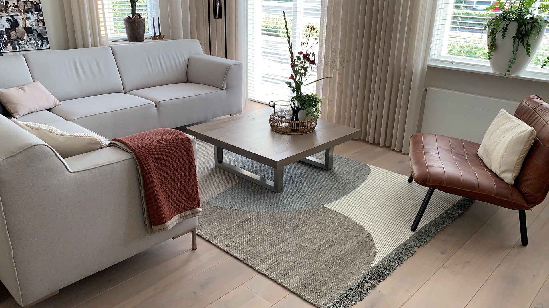 Grafisch vloerkleed Eef Grey interieurfoto