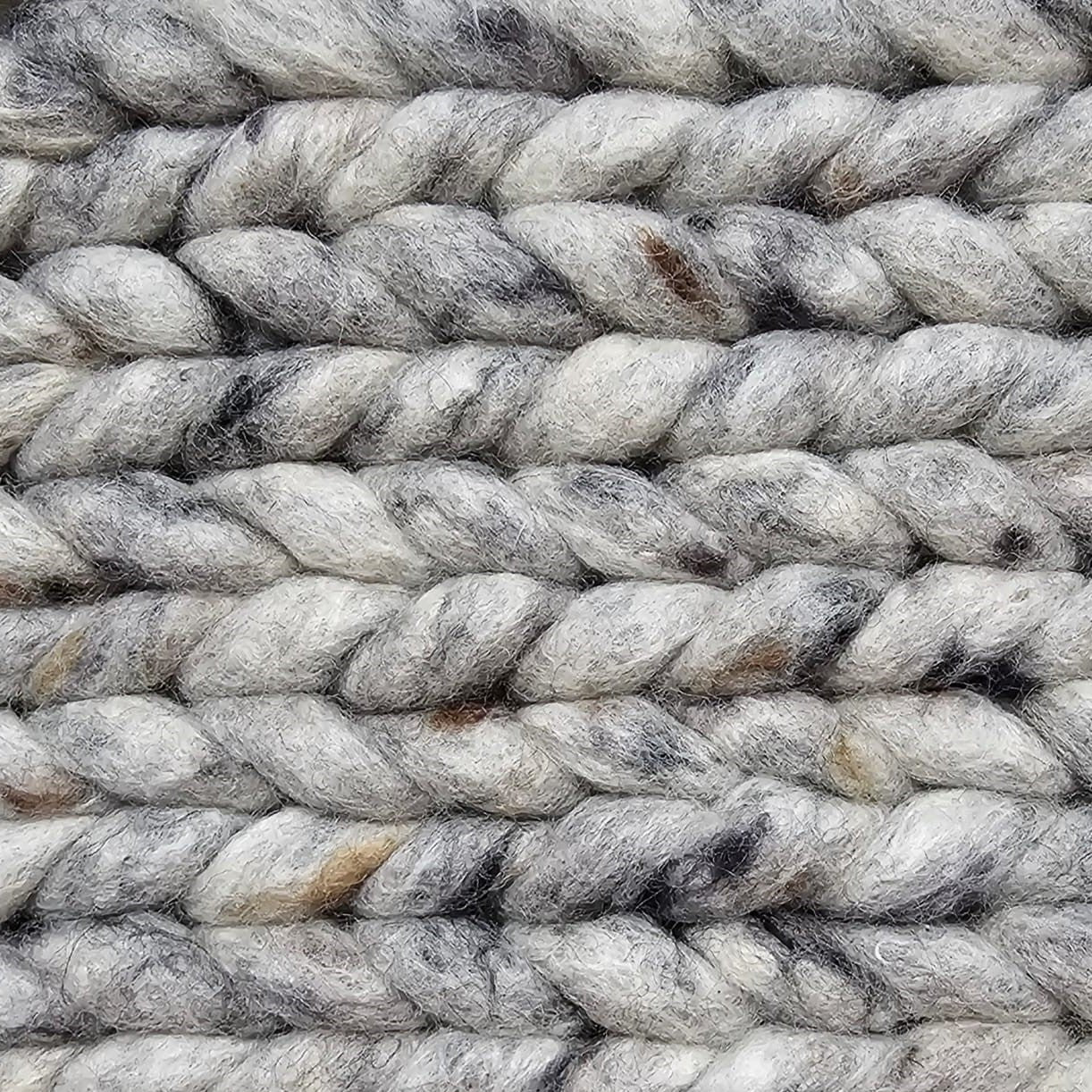 Grof Handgeweven Wollen Vloerkleed Lena Greige 02