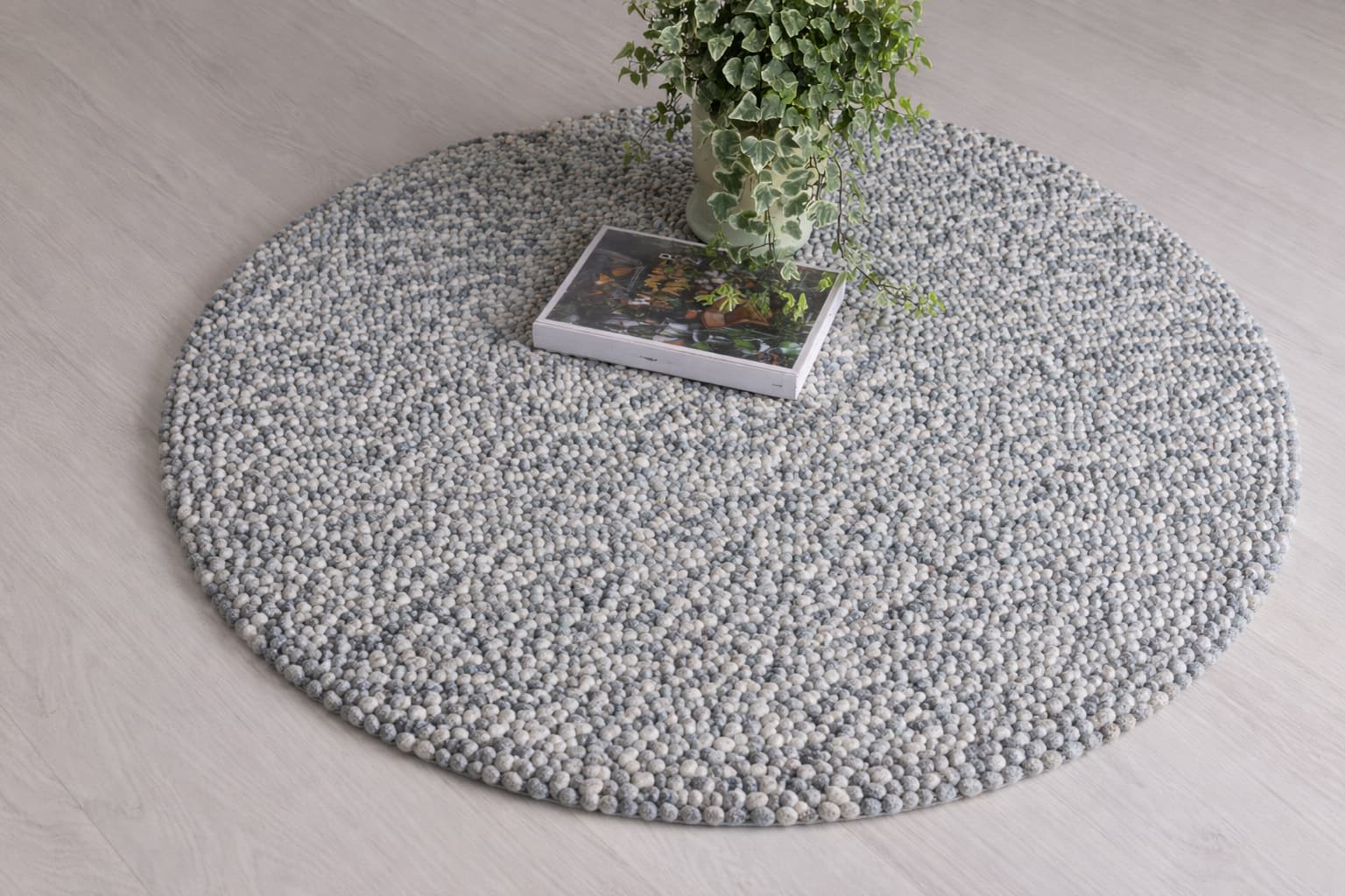 Grof wollen vloerkleed Tatum Mint 03 sfeer