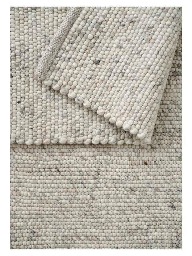 Handgeweven Wollen vloerkleed Ankie Beige close-up 2