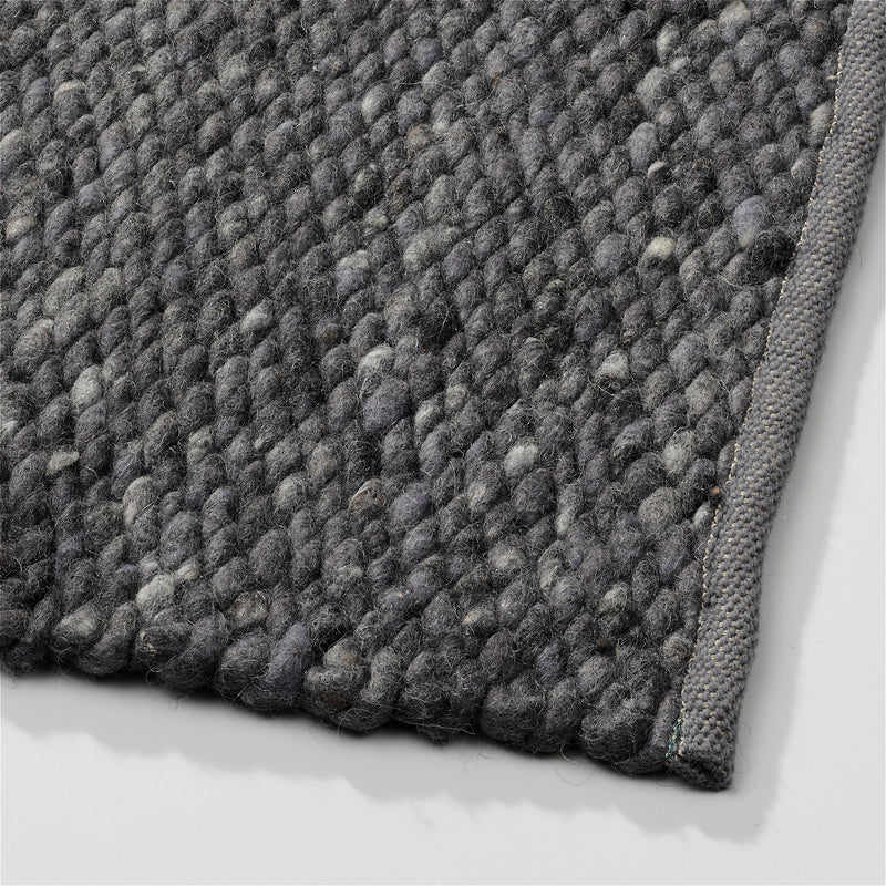 Handgeweven wollen vloerkleed Lisanne Antraciet 434 detail