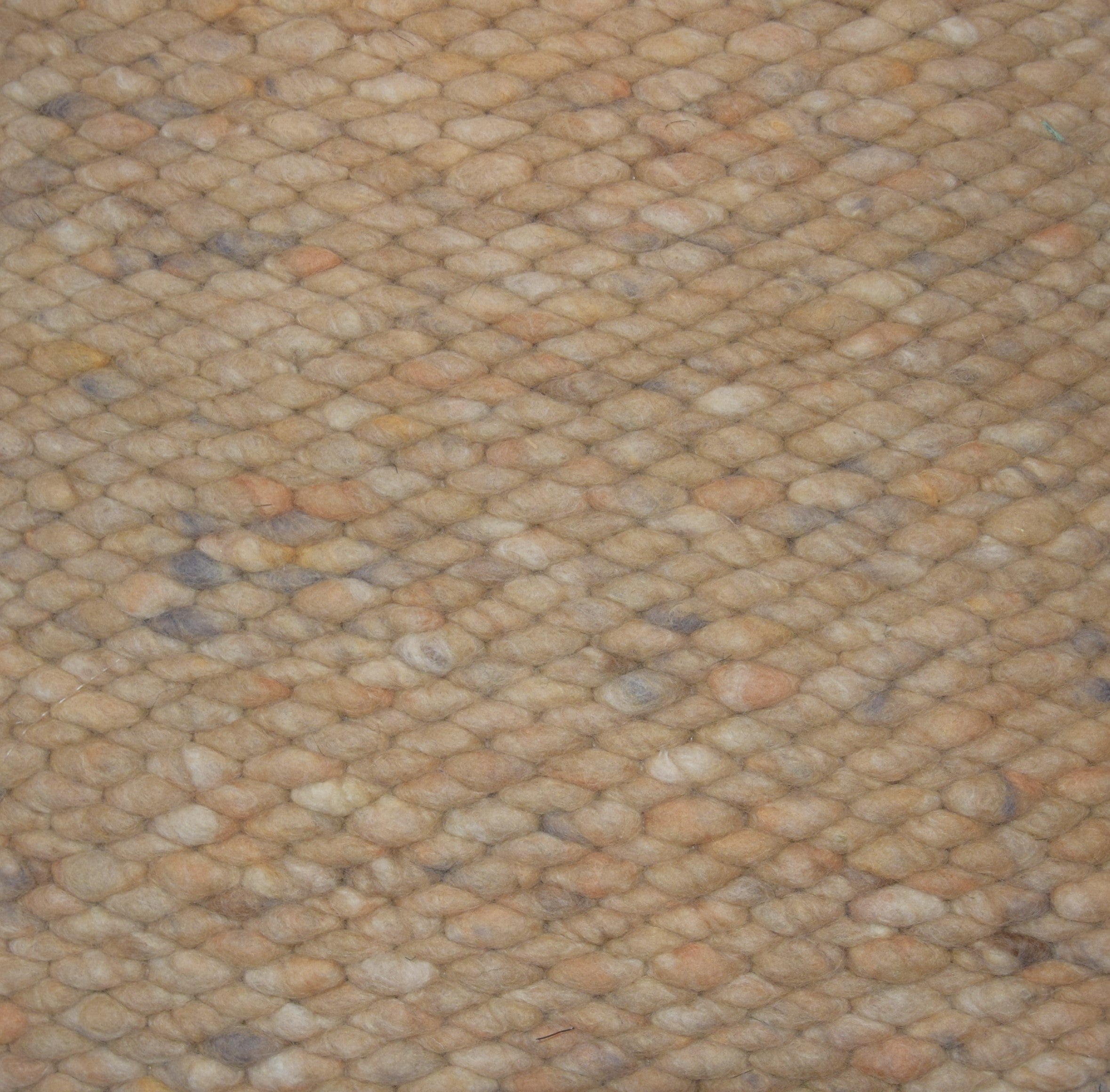 Handgeweven wollen vloerkleed Lisanne creme 124