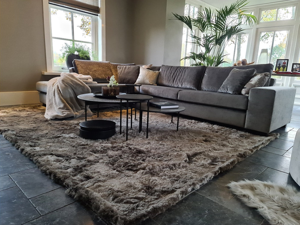 Luxe hoogpolig vloerkleed Doutzen Stone interieur