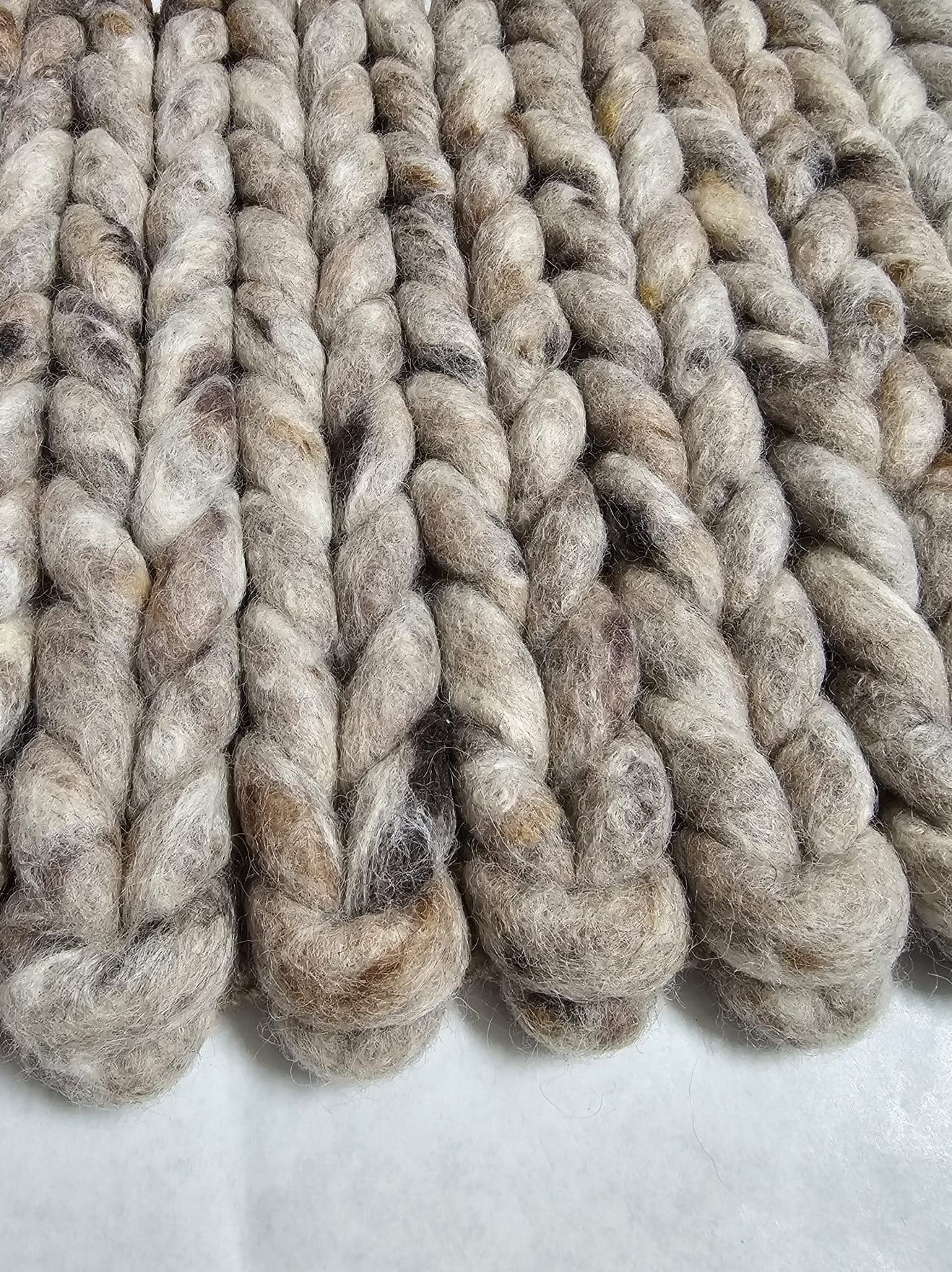 Tweedekans Vloerkleed Lena Taupe Details