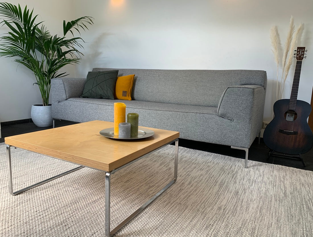 Wollen vloerkleed Anna Ijzer interieur