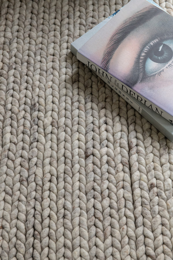 Wollen_vloerkleed_lena_offwhite01_detail