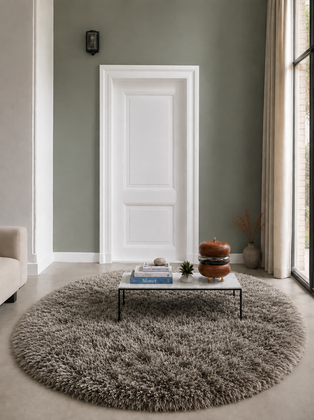 Blauw grijs ovaal hoogpolig vloerkleed Aliza 57 met volle zachte pool in modern interieur