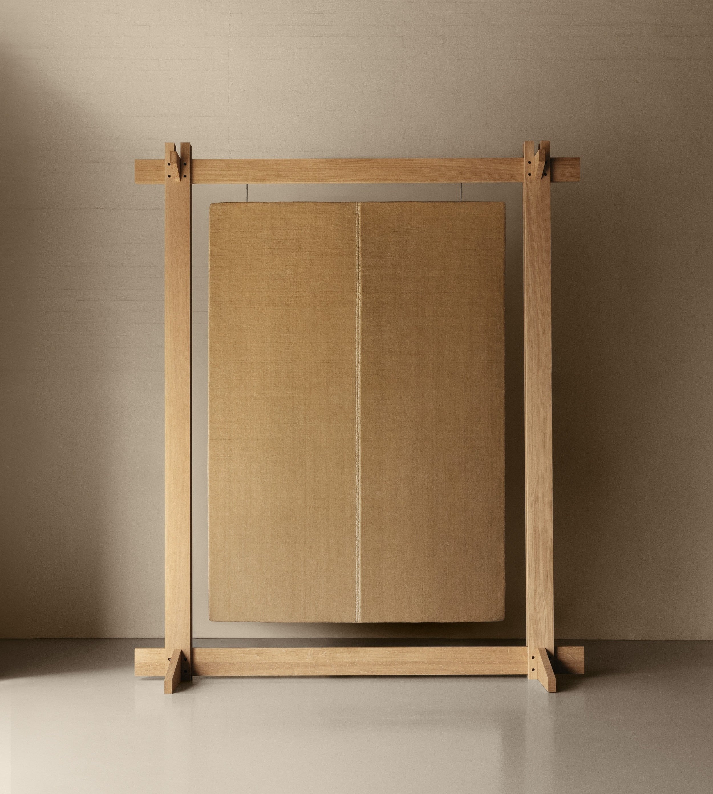 Wollen Japandi kleed met minimalistische look