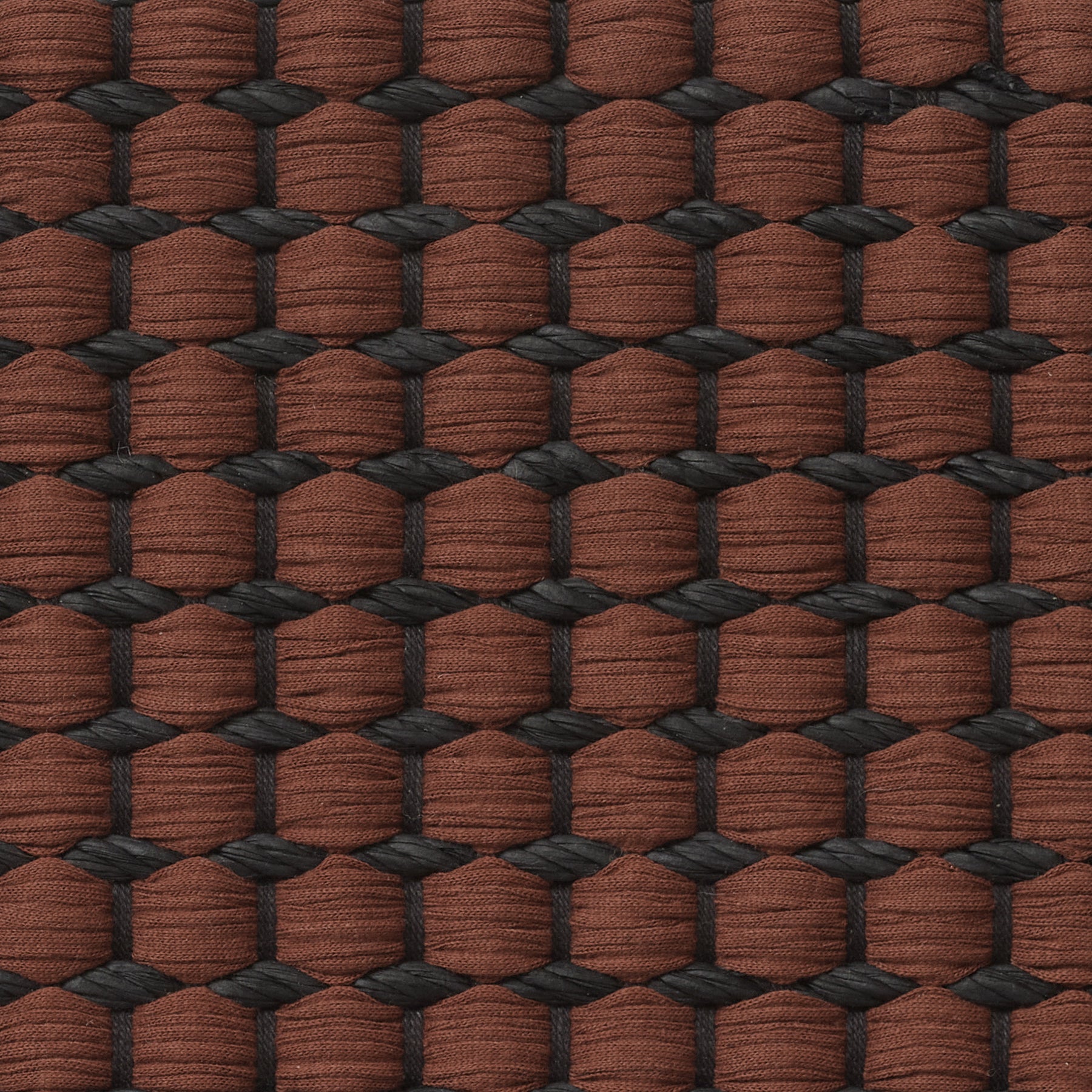 Woodnotes Duetto Black Reddish Brown 17109010