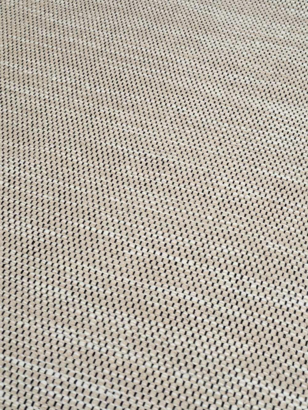 Buitenvloerkleed Antje Taupe closeup