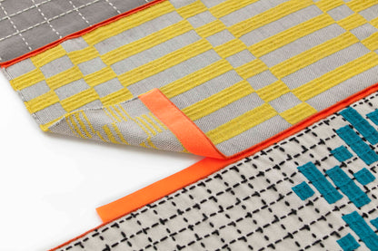 Design vloerkleed Gan Rugs Bandas Alfombras Turquoise Detail 2