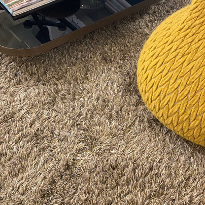 Design vloerkleed Kvadrat Bravoure 60 Beige 0270 sfeer