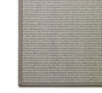 Design vloerkleed Woodnotes Coast Grey Stone 132215 detail