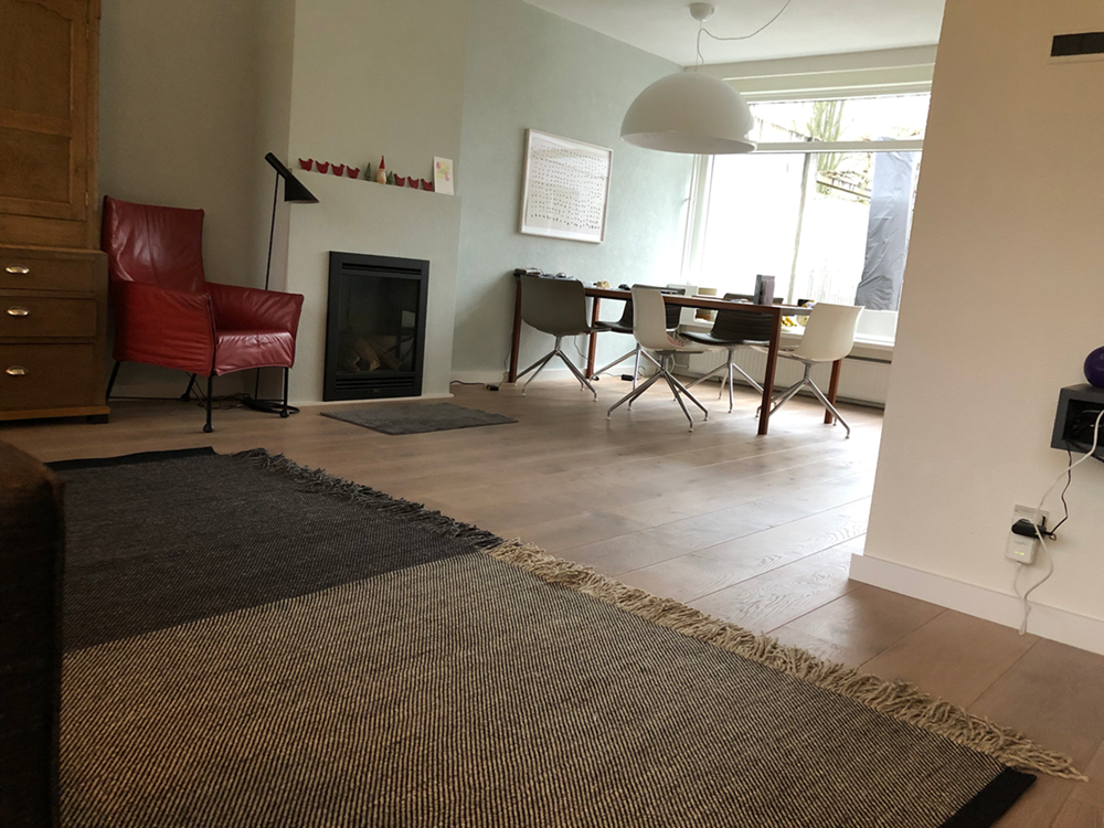 Design vloerkleed Kvadrat Fringe Zwart 192