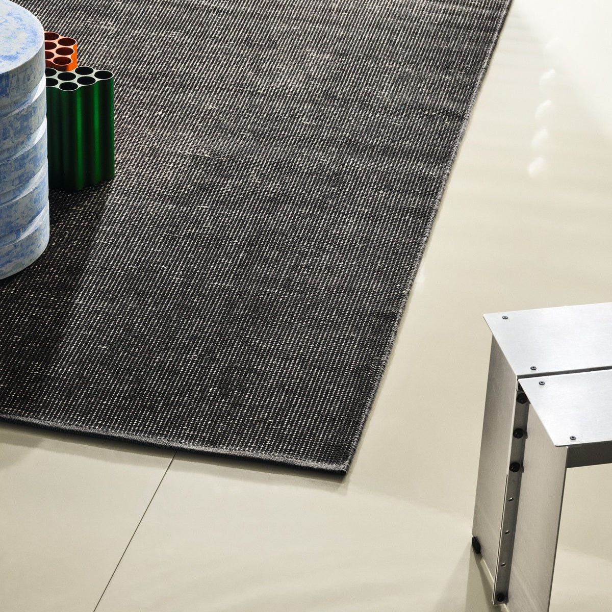 Design vloerkleed Kvadrat Kanon Beige Grijs C0023 sfeerbeeld