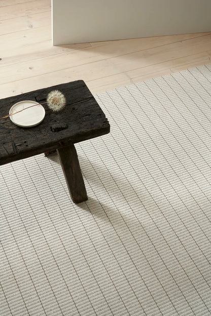 Design vloerleed Woodnotes Line Stone Nutria Earth Collection 1241532