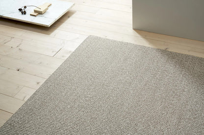 Earth collection Woodnotes Living Stone Nutria sfeer