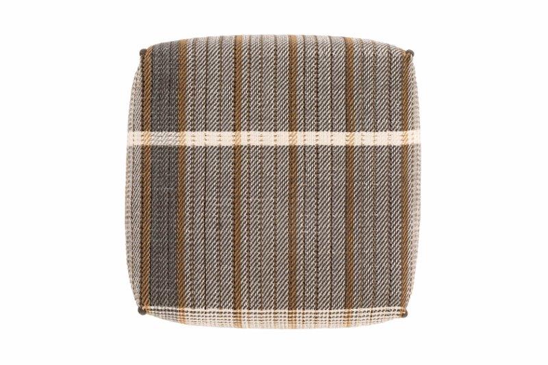 Gan Rugs Poef Reversible Black bovenkant1