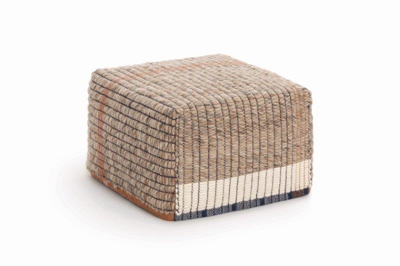 Gan Rugs Poef Reversible Pink 1