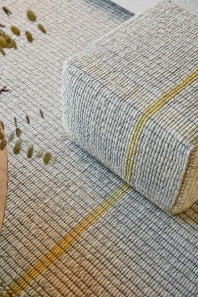 Gan Rugs Poef Reversible Yellow sfeer2
