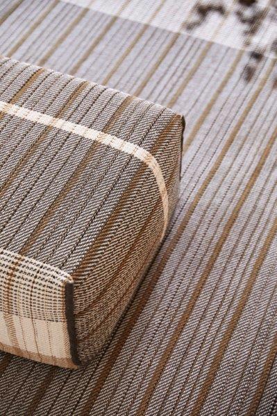 Gan Rugs Reversible black achterkant 1