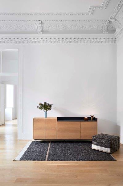 Gan Rugs Reversible black sfeer 1