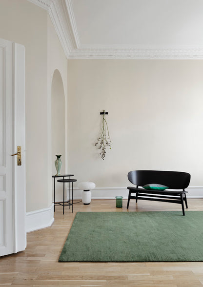 Geweven wollen vloerkleed glossy Lot Dusty Green 3737 detail 2