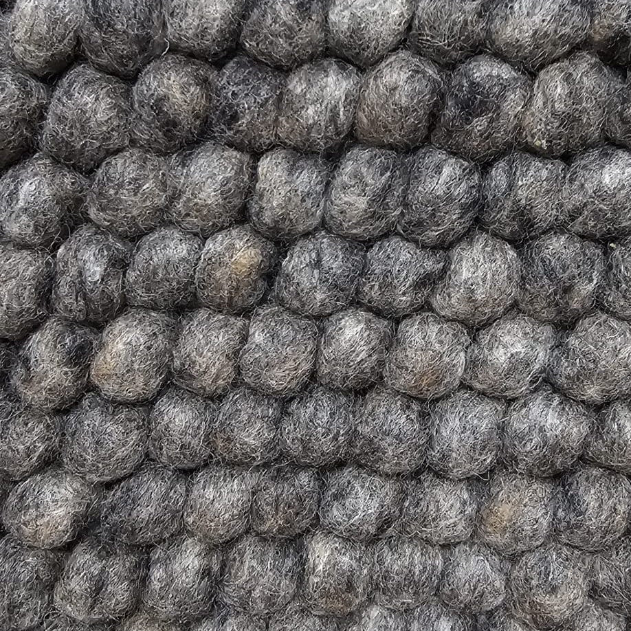 Grof wollen vloerkleed Marit Donkergrijs 04