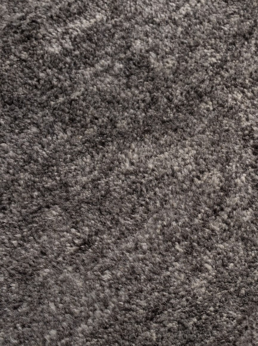 Hand Geknoopt Wollen Vloerkleed Woodnotes Uni Ivory Grey closeup