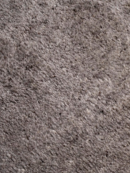 Hand Geknoopt Wollen Vloerkleed Woodnotes Uni Ivory Light Grey closeup2