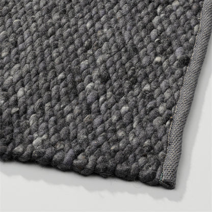 Handgeweven wollen vloerkleed Lisanne Antraciet 434 detail