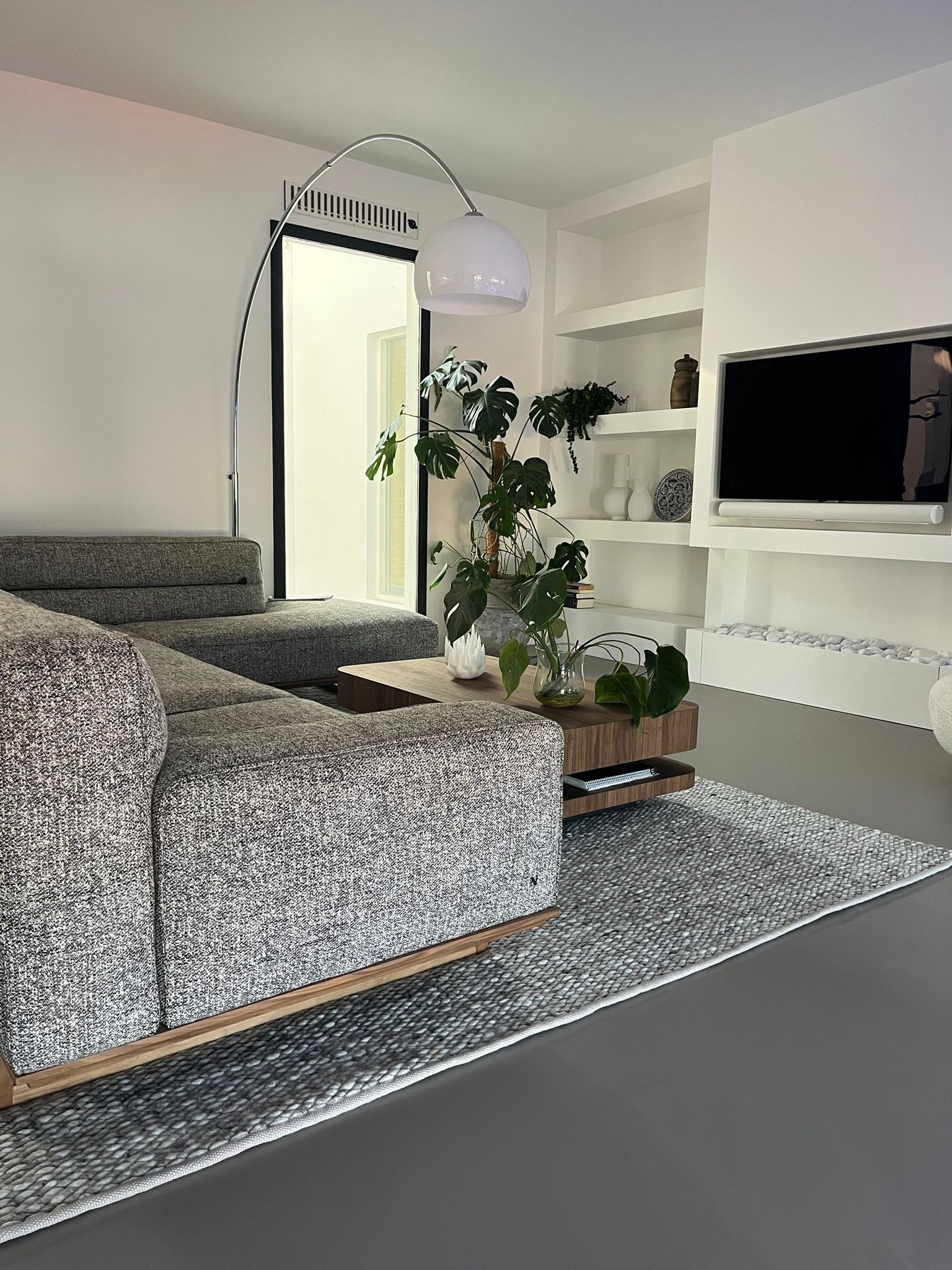 Handgeweven wollen vloerkleed Lisanne Mix Snow 430 + Cement 332 interieur