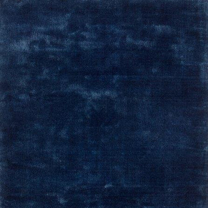 Hoogpolig Glossy Wollen Vloerkleed Viveke Midnight Blue detail 