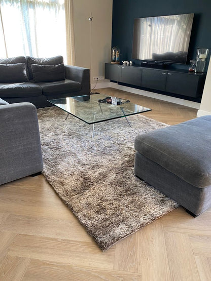 Hoogpolig vloerkleed glossy Penelope Ecru interieur