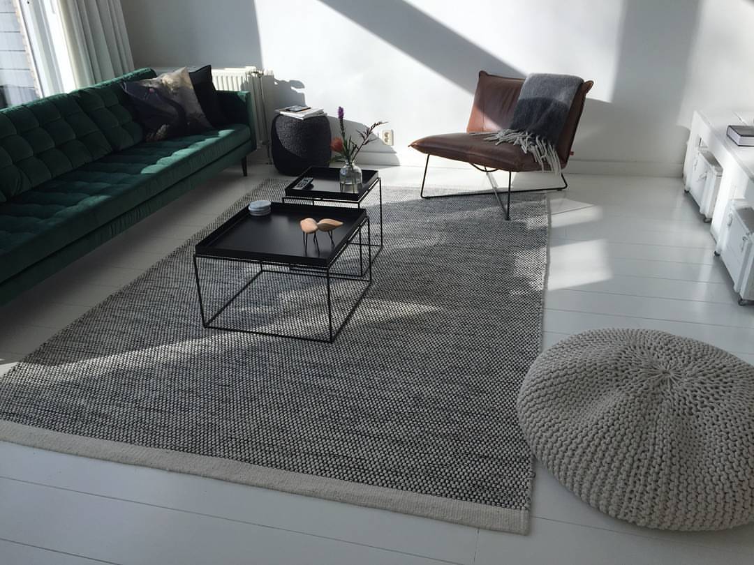 Vlak wollen vloerkleed Anna Mixed interieur