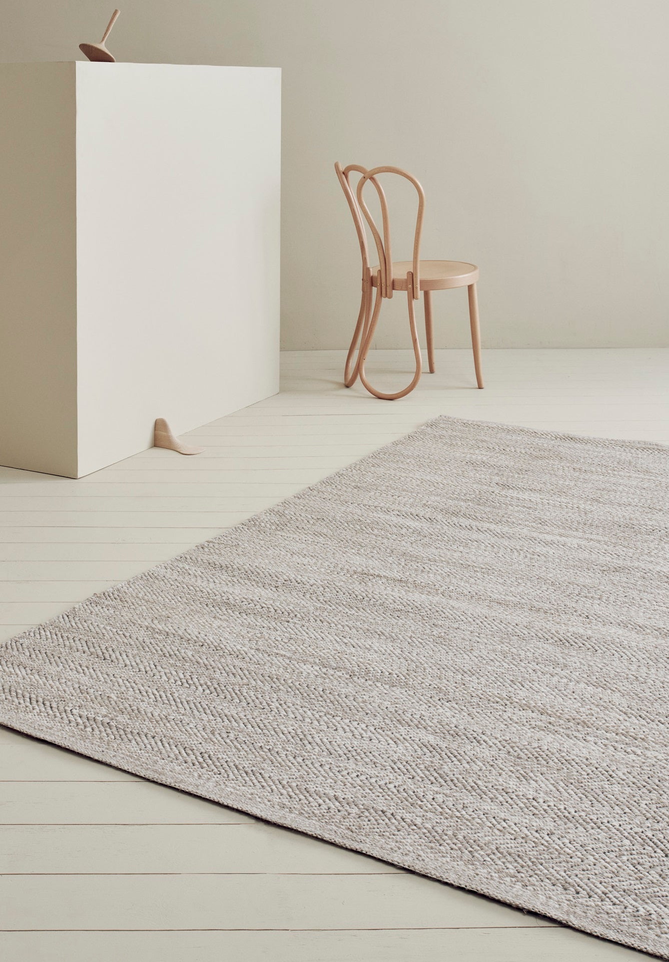 Wollen vloerkleed Liz Antraciet sfeer