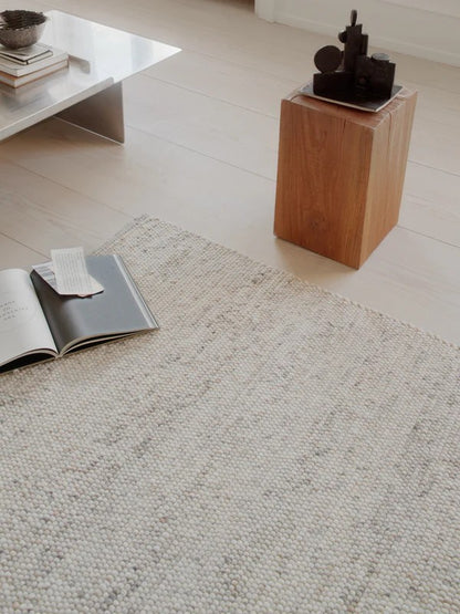 Wollen vloerkleed Ankie Beige sfeerfoto2