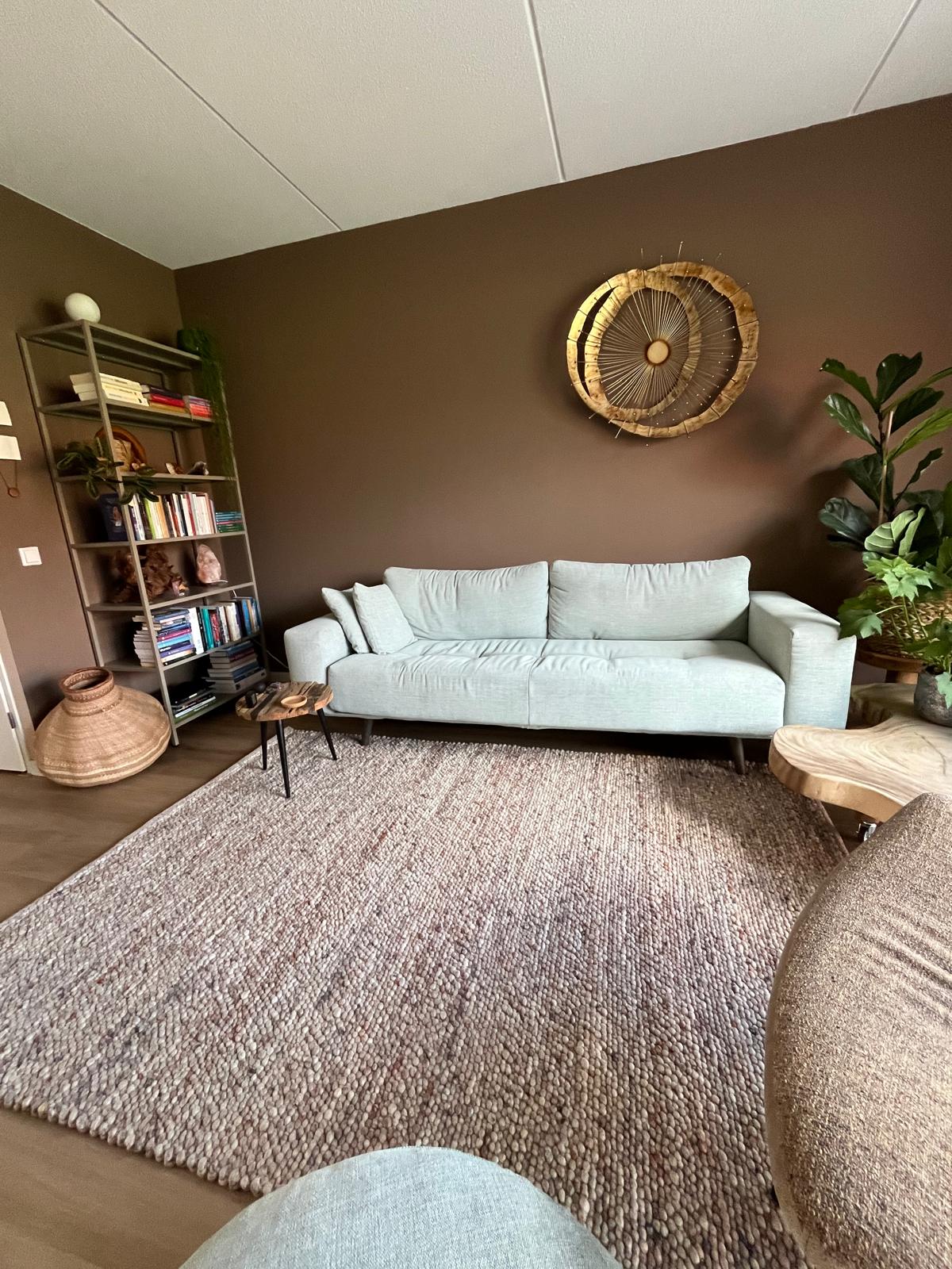 Wollen vloerkleed Franka Poeder 004 interieur